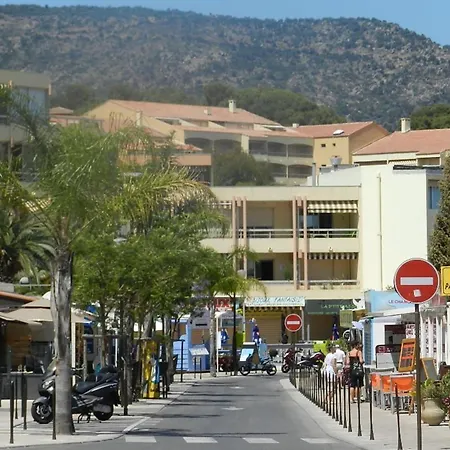 A Bormes-les-mimosas, Terrasse Vue Mer, Parking, 4 Couchages - Fr-1-251-891